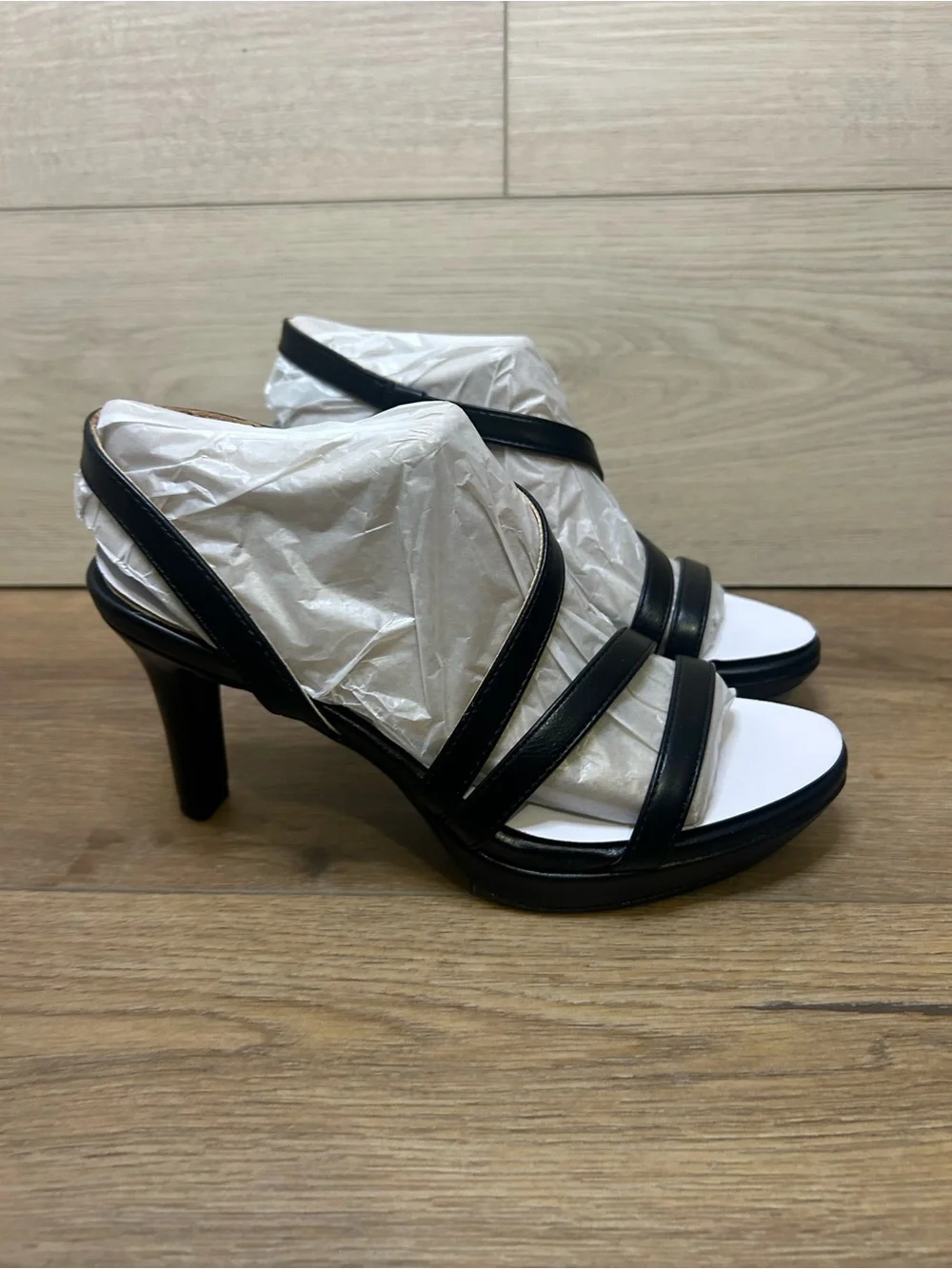 Naturalizer Brenta Heeled Sandal Women 6.5W Black Strappy Dress Heels - Picture 3 of 7